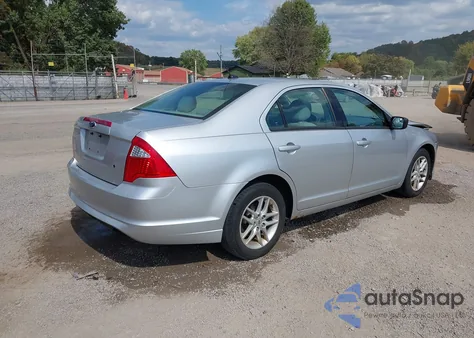 2012 Ford Fusion S z USA, uszkodzony, nr VIN 3FAHP0GAXCR175072